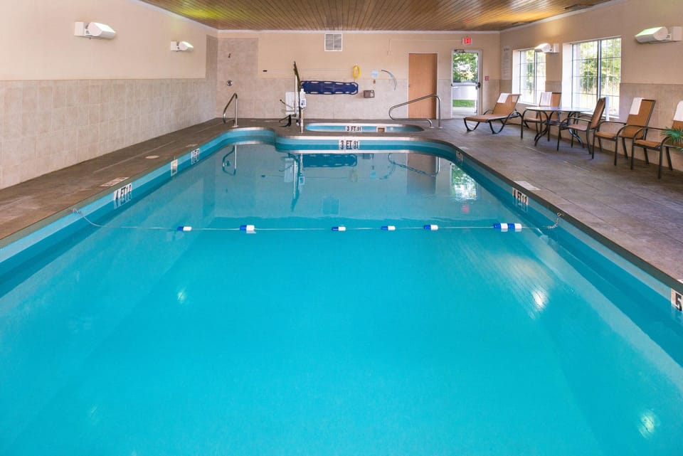 Holiday Inn Express & Suites Bucyrus by IHG Hotel in Ohio
