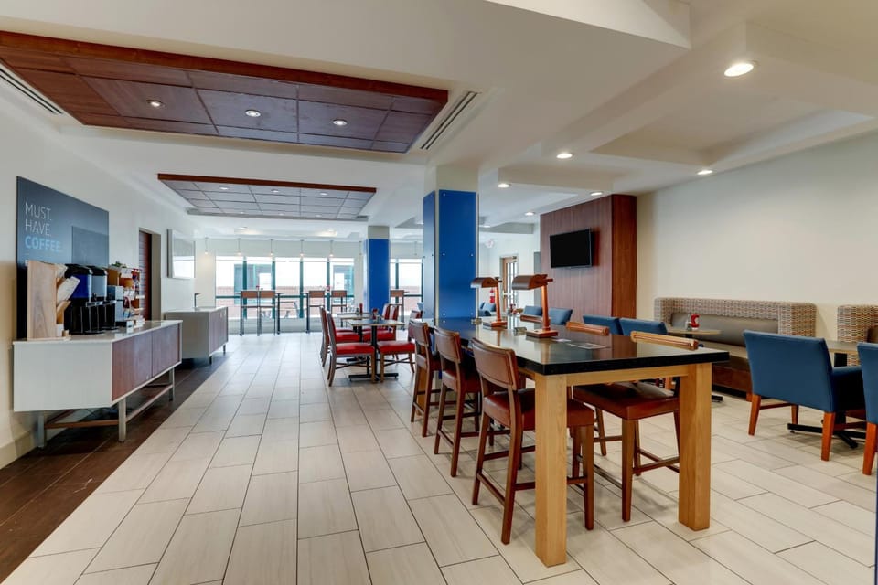 Holiday Inn Express Hotel & Suites Bryan-Montpelier By IHG Hotel in Ohio