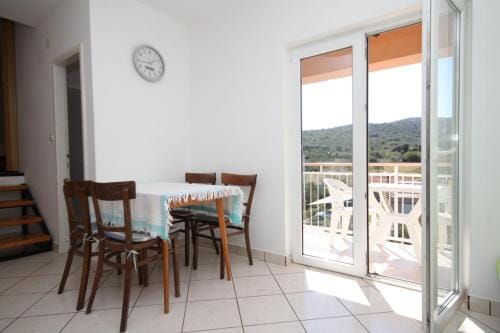 Apartments and rooms by the sea Tkon, Pasman - 8377 Hotel in Šibenik-Knin County, Croatia