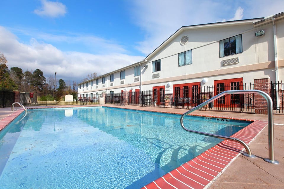 Holiday Inn Express Camden Hotel By IHG Hotel in Arkansas