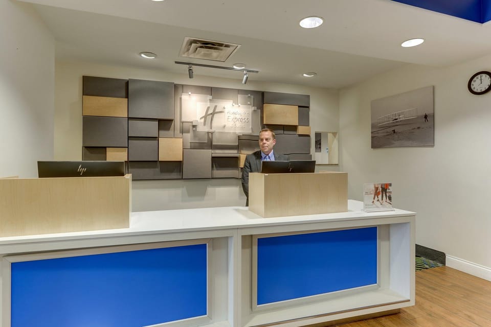 Holiday Inn Express Hotel & Suites Dayton-Centerville By IHG Hotel in Centerville