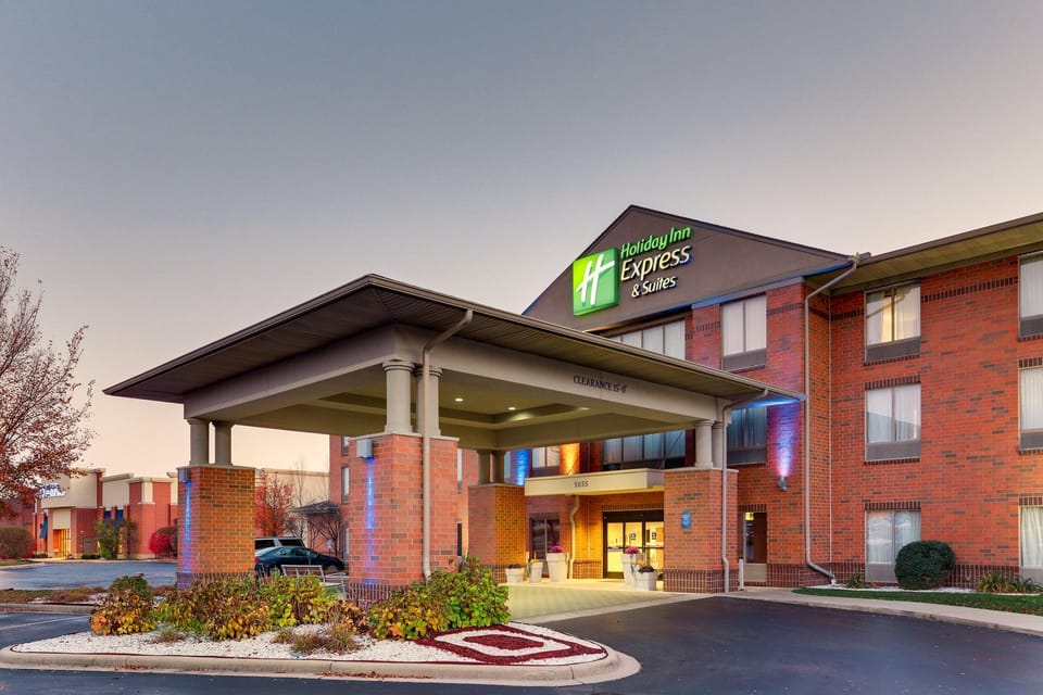 Holiday Inn Express Hotel & Suites Dayton-Centerville By IHG Hotel in Centerville