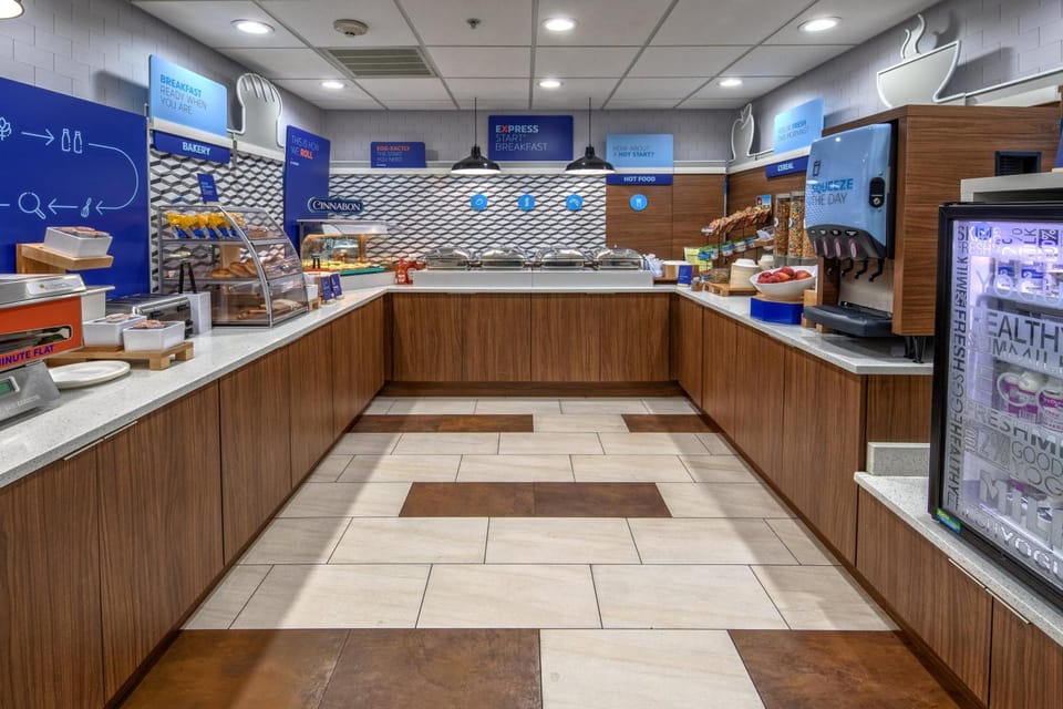 Holiday Inn Express Hotel & Suites Crossville By IHG Hotel in Crossville