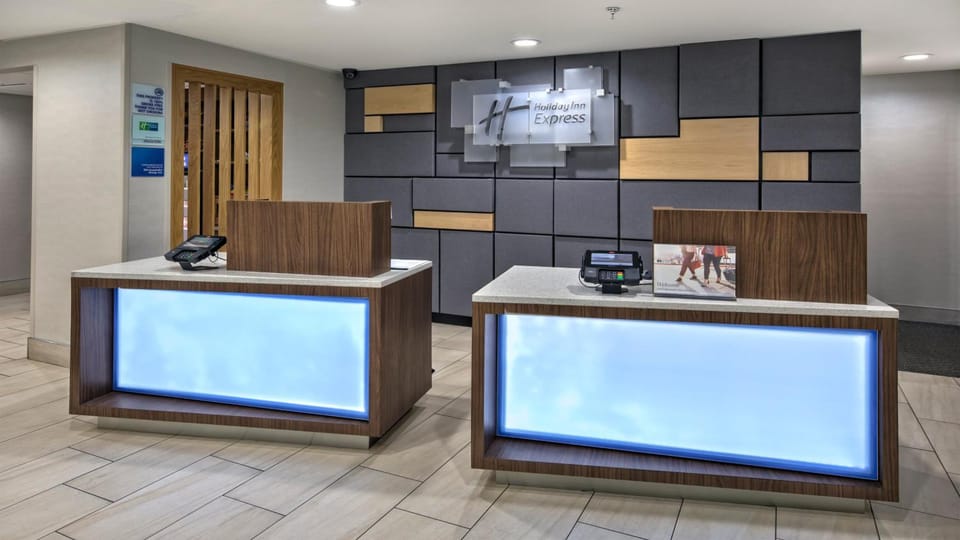 Holiday Inn Express Hotel & Suites Crossville By IHG Hotel in Crossville