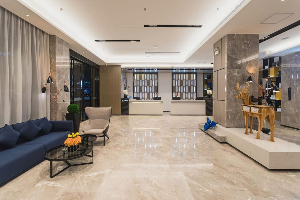 Echarm Hotel Guangzhou Zengcheng Xintang Light Rail Metro Station Hotel in Guangzhou