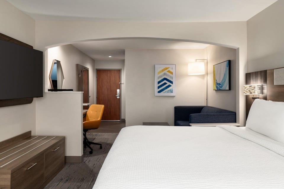 Suite room
