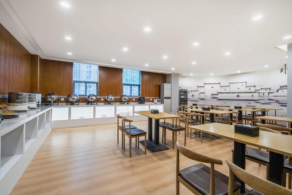 JTOUR Inn Changzhou Wanda Plaza Railway Station Hotel in Suzhou