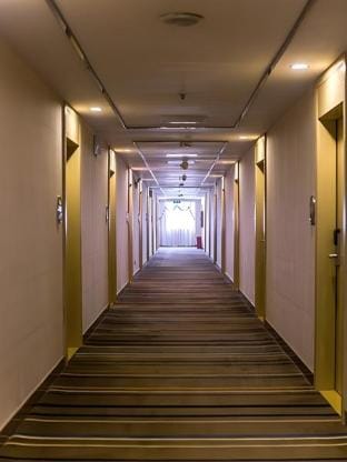 JTOUR Inn Zhuhai Xiangzhou Mingzhu Light Rail Station Hotel in Guangdong