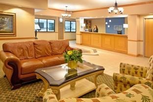 Holiday Inn Express Hotel & Suites Elkhart-South By IHG Hotel in Elkhart