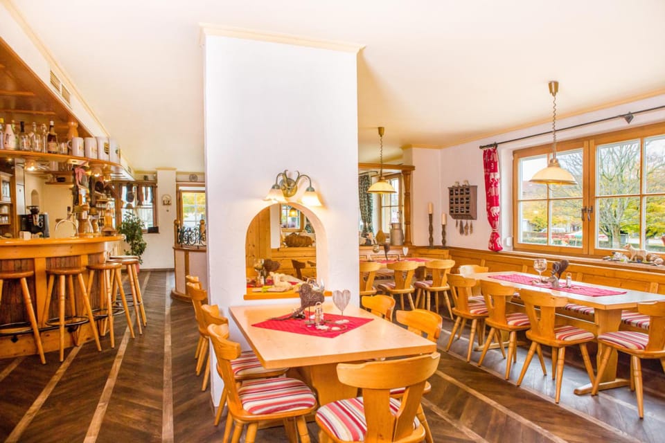Traditions-Gasthaus Bayrischer Hof Hotel in Leutkirch im Allgäu