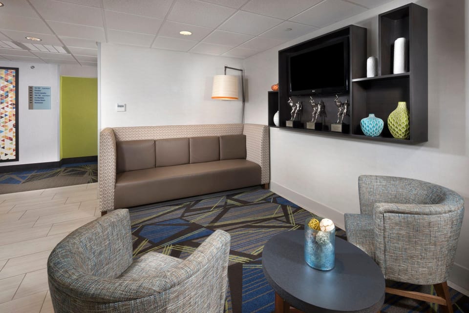 Holiday Inn Express Middlesboro By IHG Hotel in Tennessee