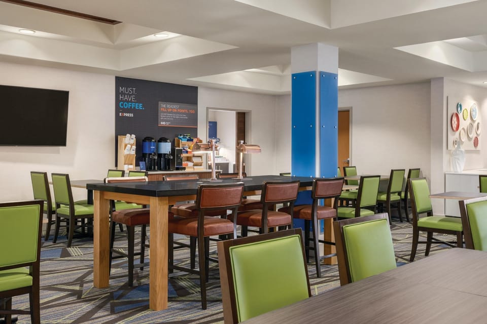 Holiday Inn Express Hotel & Suites Lawton-Fort Sill By IHG Hotel in Lawton