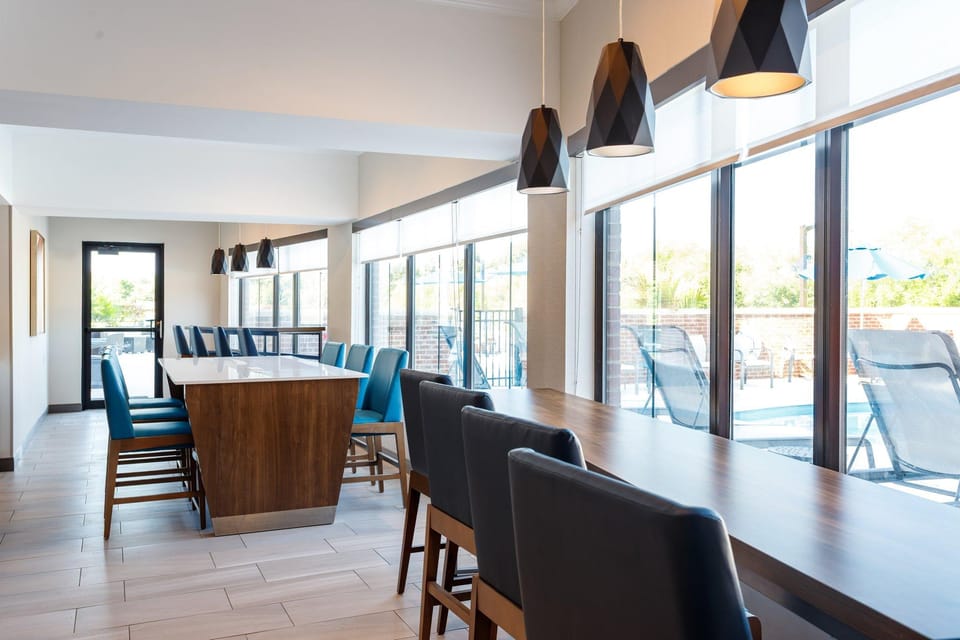 Holiday Inn Express & Suites Lancaster by IHG Hotel in Ohio