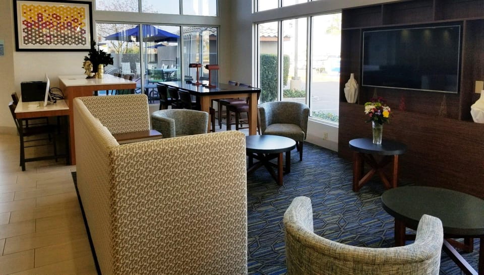 Holiday Inn Express Madera By IHG Hotel in Madera