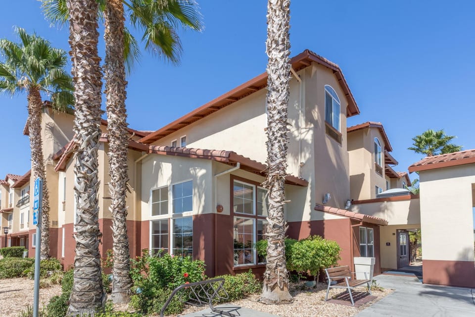 Holiday Inn Express Hotel & Suites Manteca By IHG Hotel in Manteca