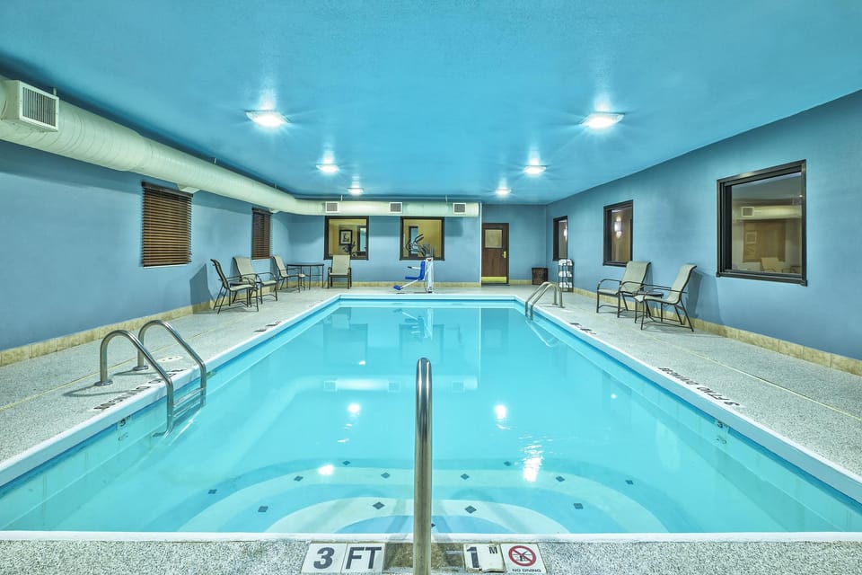 Holiday Inn Express Hotel and Suites Marysville By IHG Hotel in Ohio