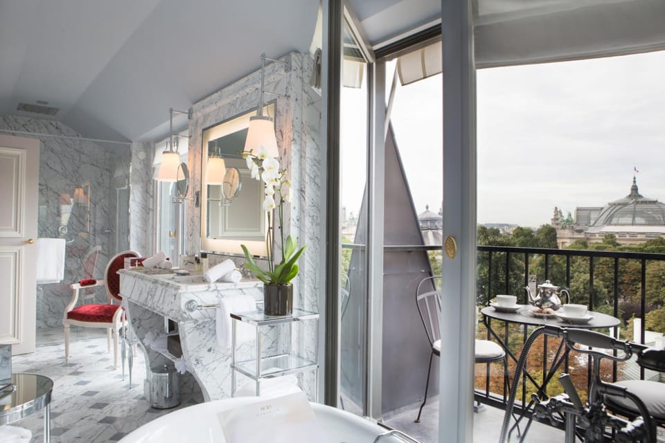 La Reserve Paris Hotel & Spa Hotel in Paris