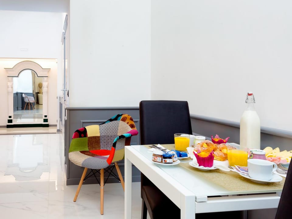 Queen Palace Suites Hotel in Rome