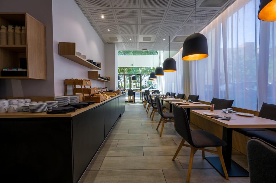 Nemea Appart Hotel Residence So Cloud Apartment hotel in Lyon