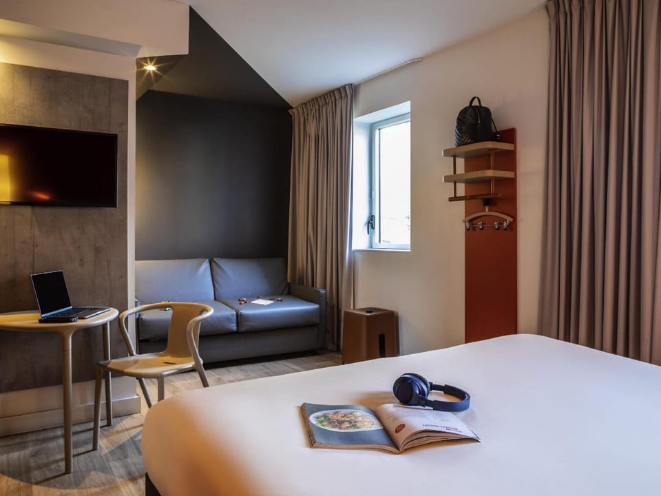 Guestroom