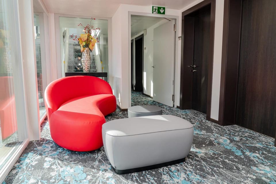 Nash Pratik Hotel Hotel in Canton of Geneva