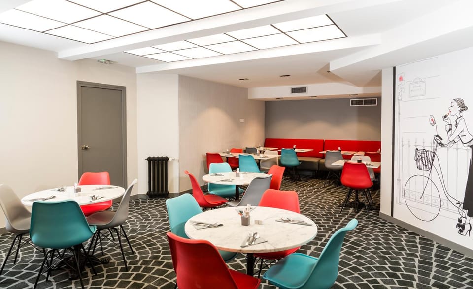 Hotel Paris Vaugirard Hotel in Issy-les-Moulineaux