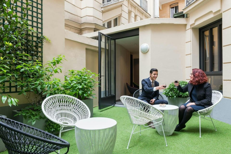 Hotel Paris Vaugirard Hotel in Issy-les-Moulineaux