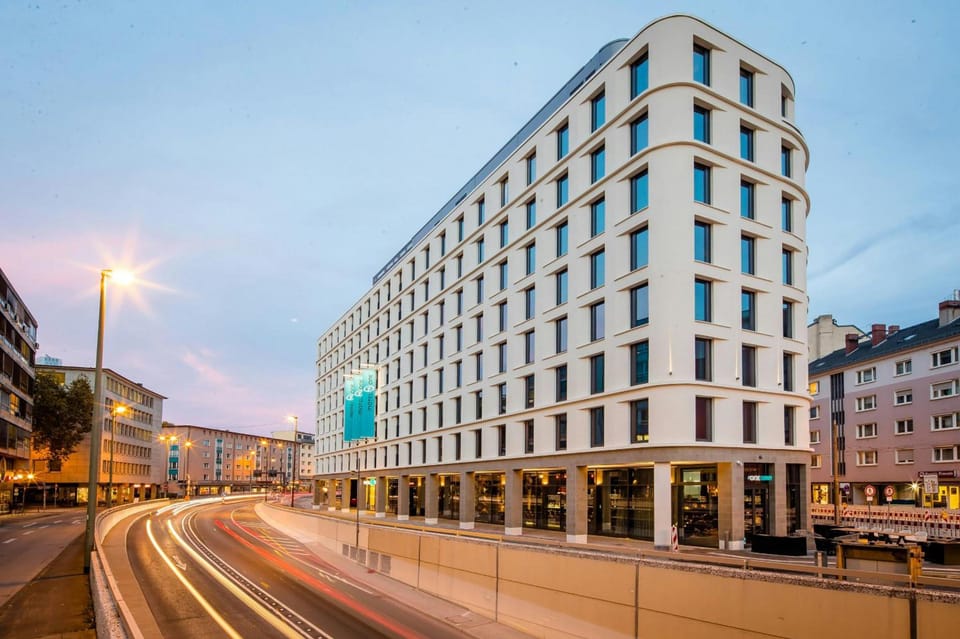 Motel One Frankfurt-Romer Hotel in Frankfurt