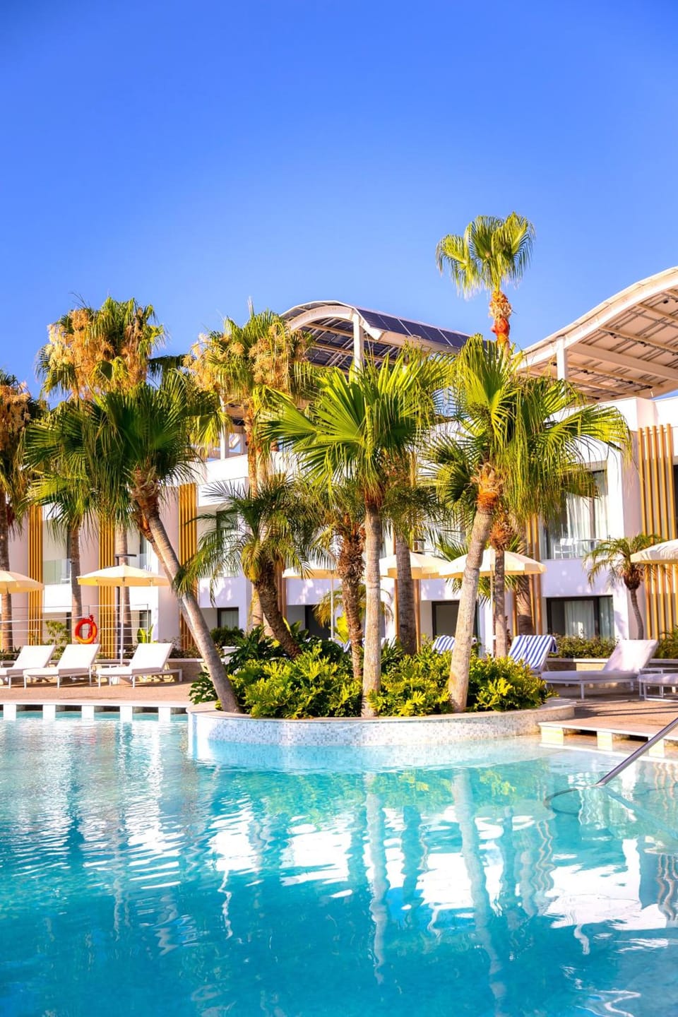 Radisson Beach Resort Larnaca Hotel in Oroklini