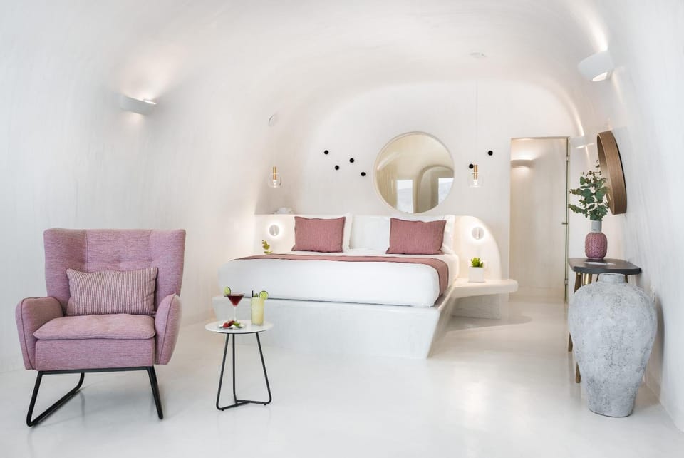 Maregio Suites Hotel in Oia