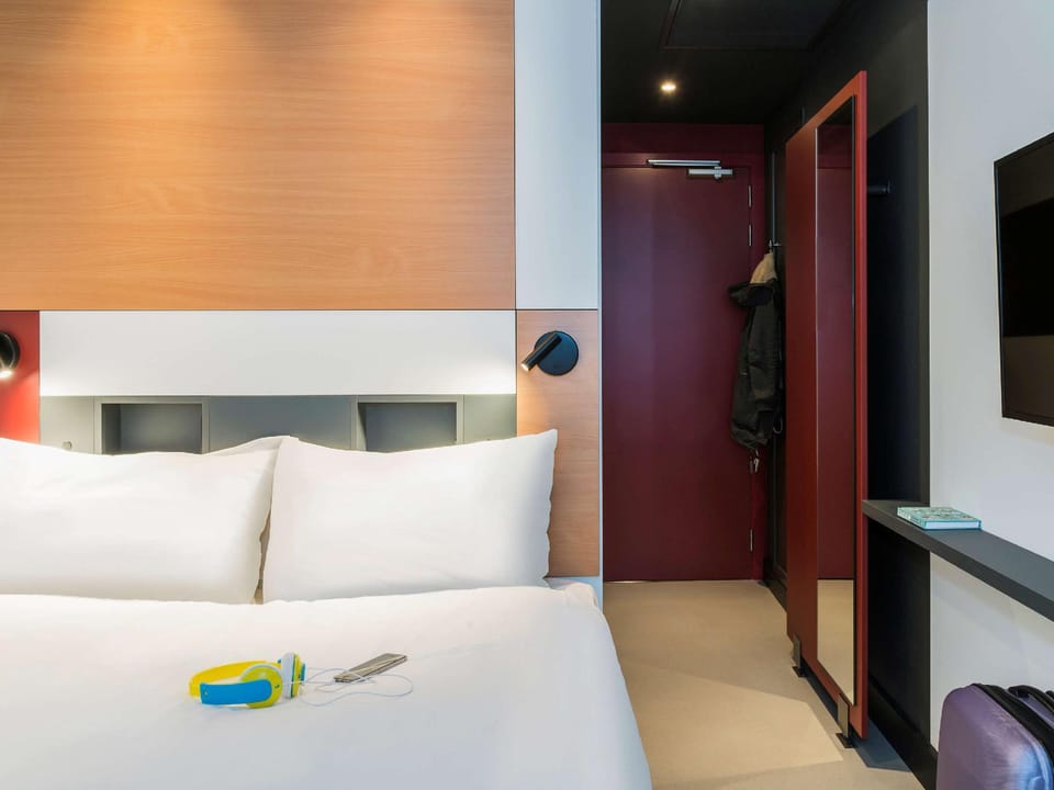 Guestroom