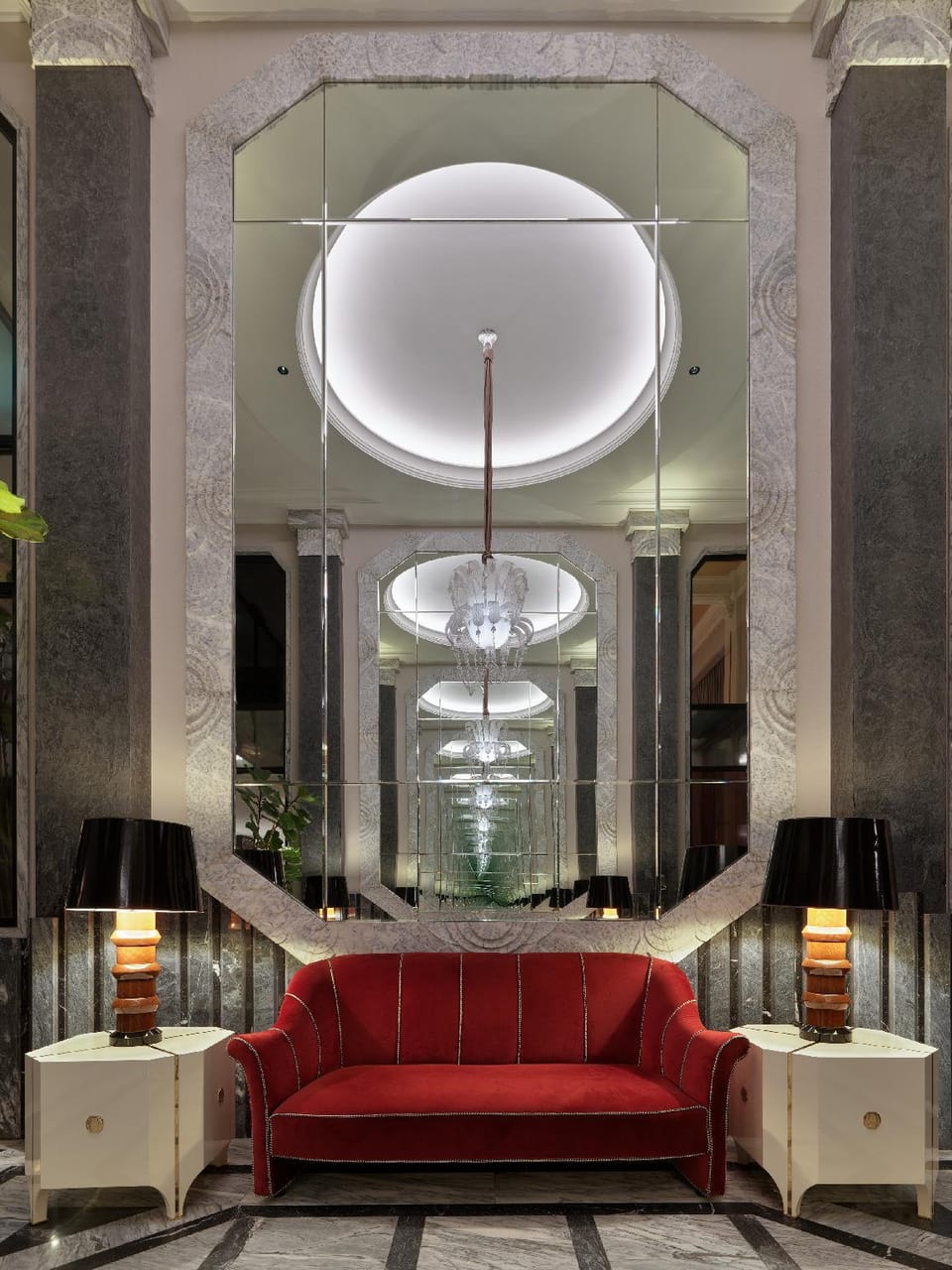 THE ONE Monumental Palace Hotel in Porto