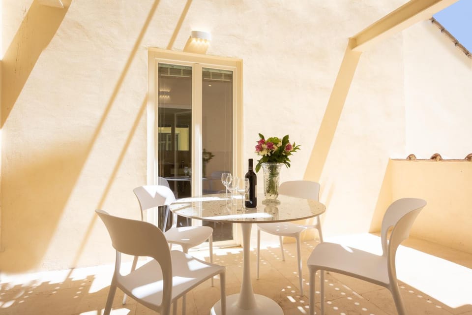 Amazing Piazza Venezia Suites Hotel in Rome