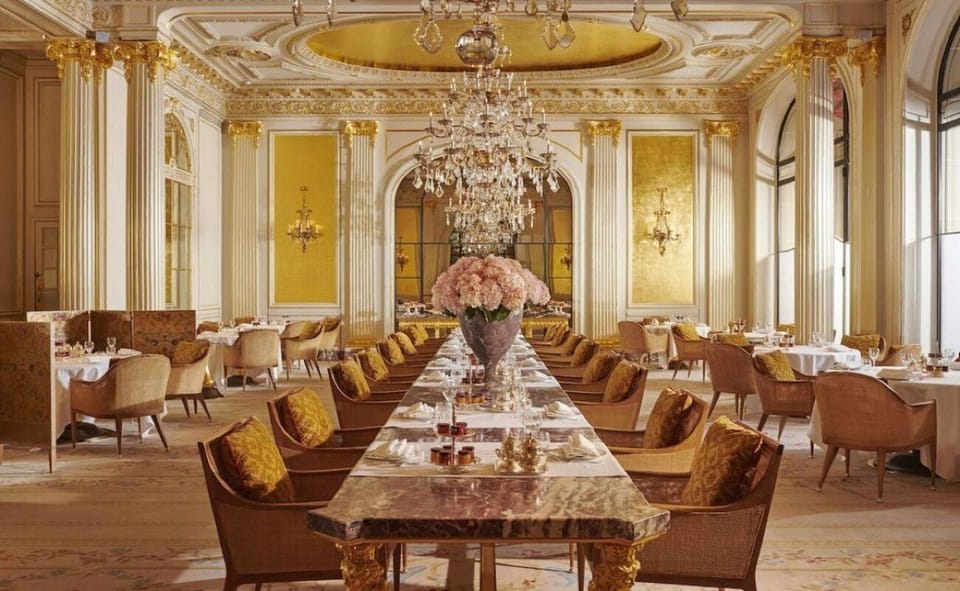 Hotel Plaza Athenee - Dorchester Collection Hotel in Paris