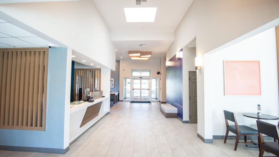 Holiday Inn Express Oakdale By IHG Hotel in Oakdale