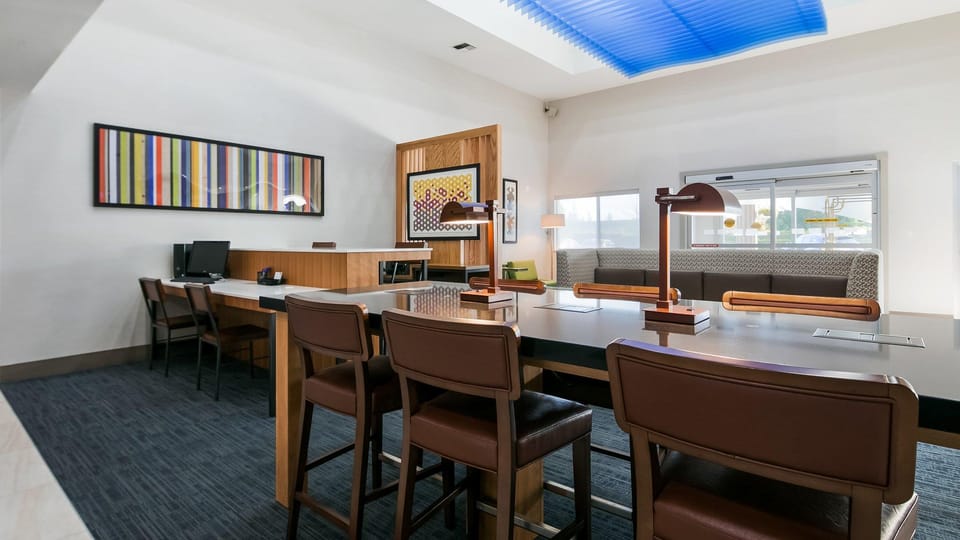 Holiday Inn Express Hotel & Suites Everett By IHG Hotel in Paine Lake Stickney