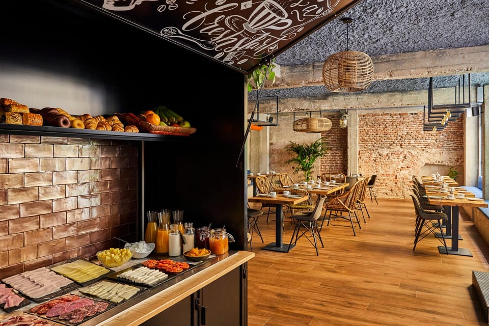 Hotel Indigo Madrid- Princesa By IHG Hotel in Centro