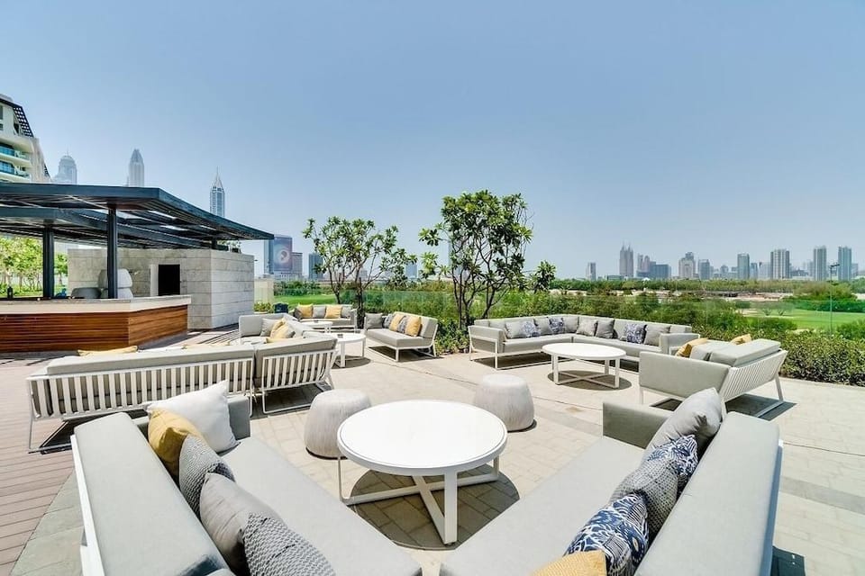 Vida Residences The Hills - Emaar Apartment hotel in Dubai