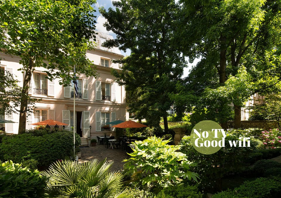 Hotel des Grandes Ecoles Hotel in Paris