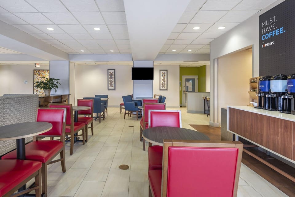 Holiday Inn Express Charlotte West - Gastonia By IHG Hotel in Gastonia
