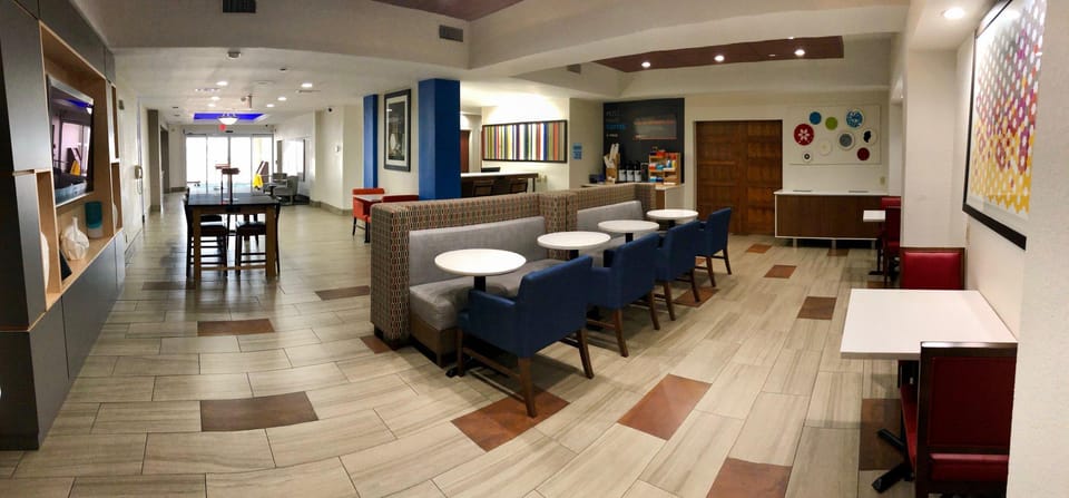 Holiday Inn Express Hotel & Suites Decatur, TX By IHG Hotel in Decatur
