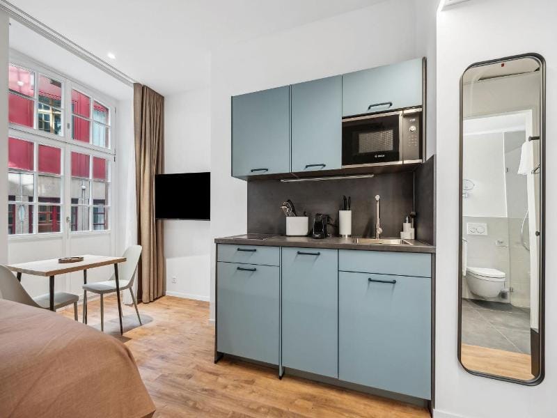 Hotel Basel - urbane Tradition und Moderne Hotel in Basel