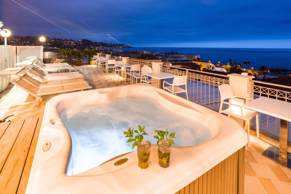 Hot tub
