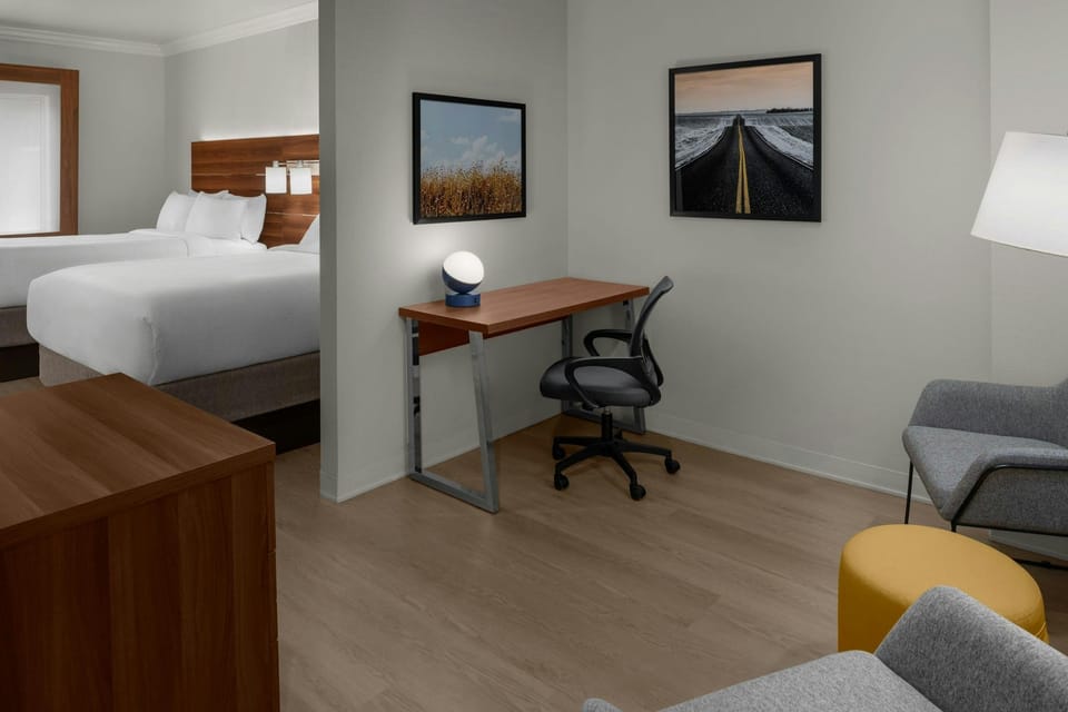 Suite room