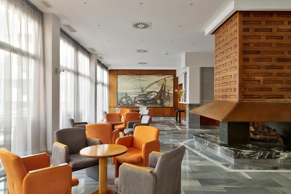 Bar/lounge