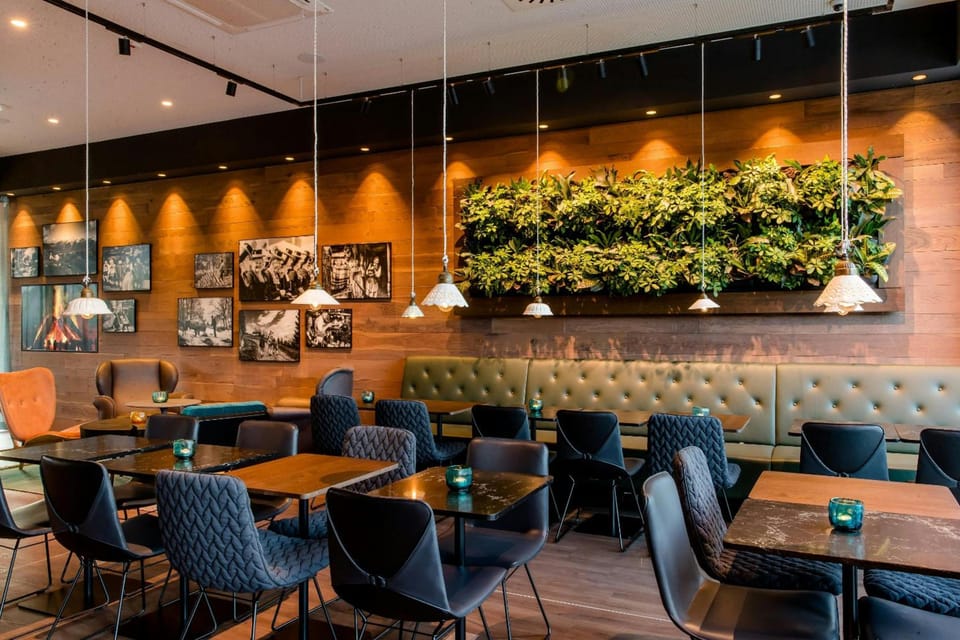 Bar/lounge