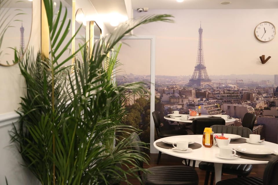 Stella Etoile Hotel in Paris