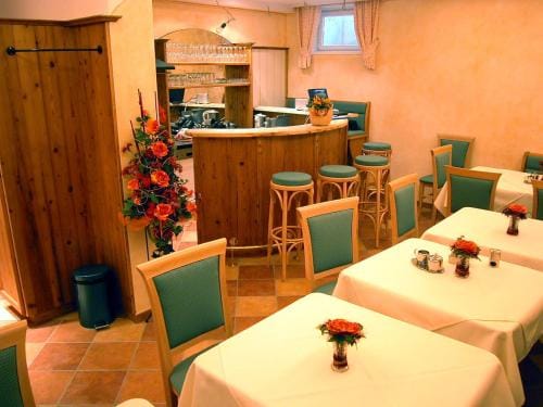 Pension Hiesel-Villa Untersbergblick Hotel in Berchtesgadener Land