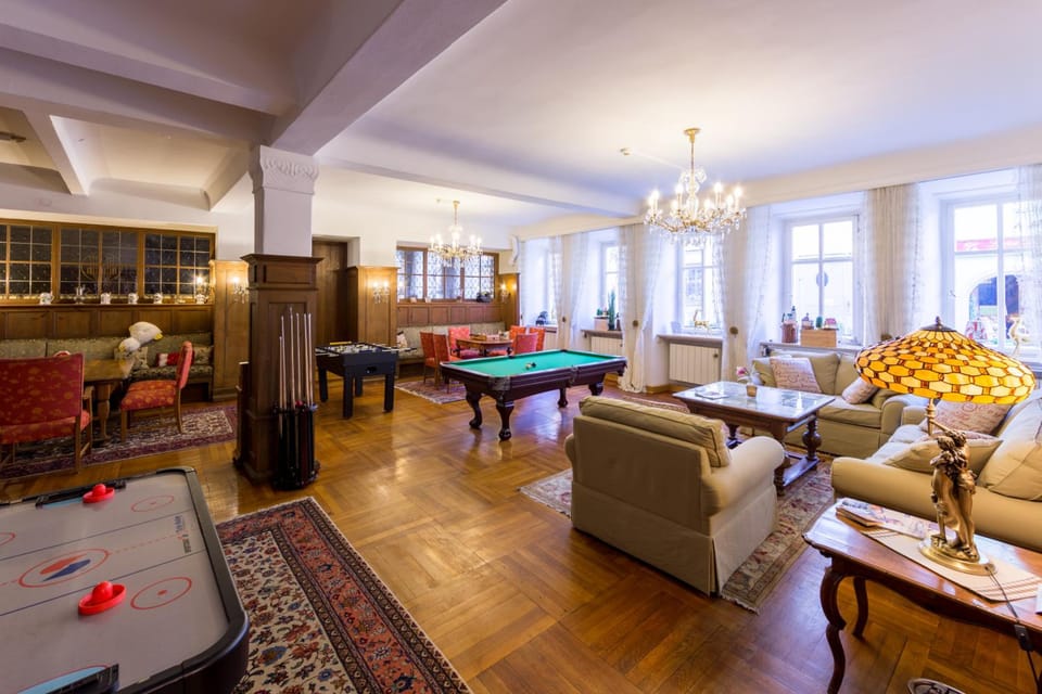Historik Hotel Goldener Hirsch Rothenburg Hotel in Baden-Württemberg
