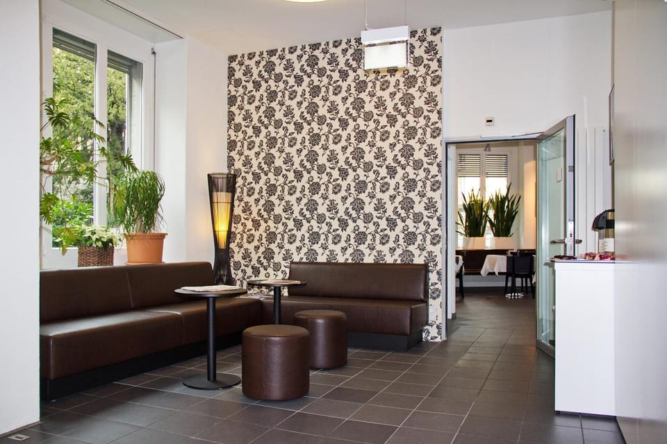 Bar/lounge